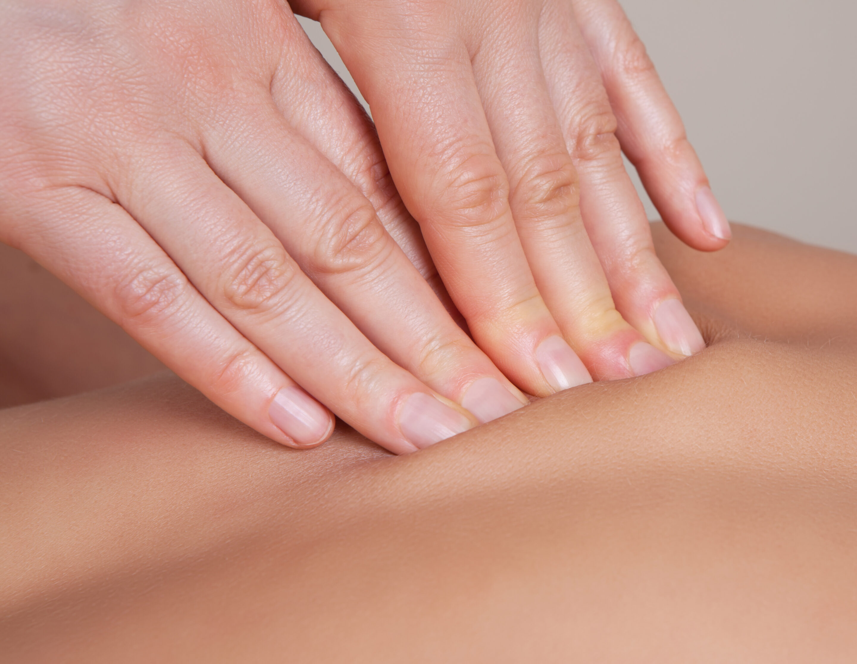 Connective,Tissue,Massage,On,A,Muscle Bindweefsel Massage